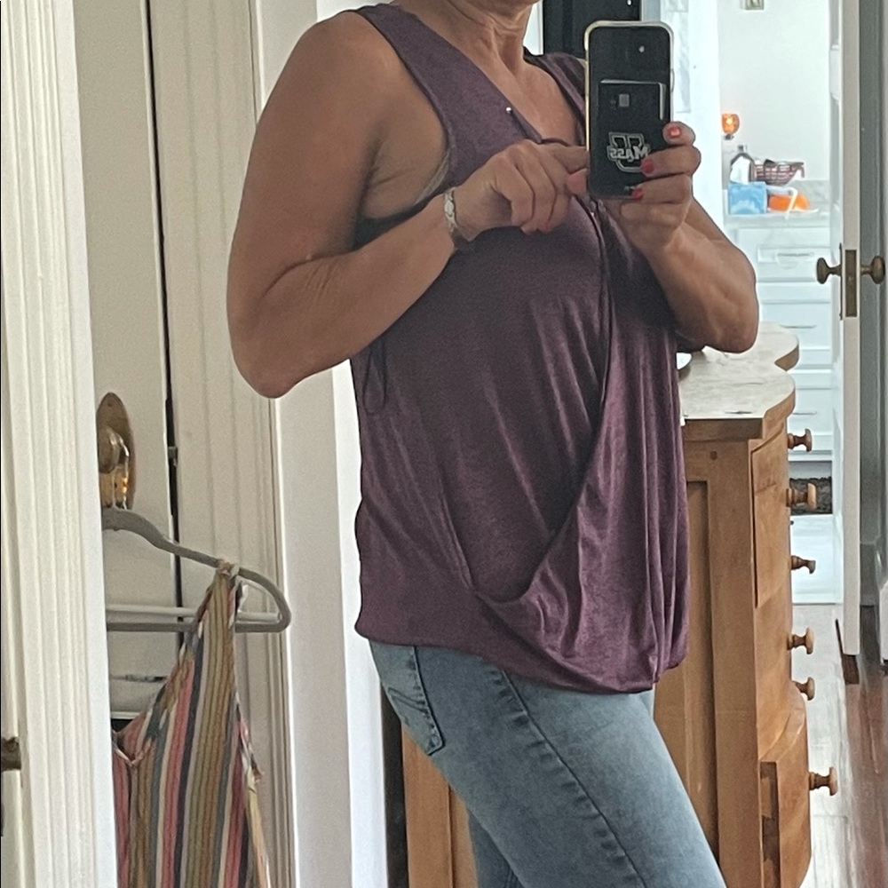 J. Lo top